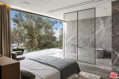 8741 St Ives Dr, Los Angeles, CA 90069 - Photo 16