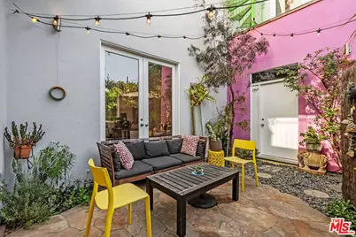 1314 Cabrillo Ave, Venice, CA 90291 - Photo 12