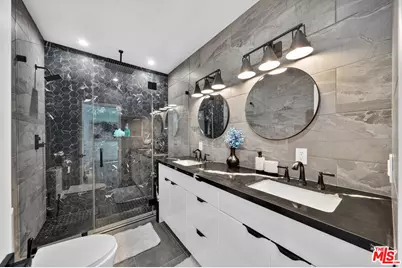 8960 Crescent Dr, Los Angeles, CA 90046 - Photo 22