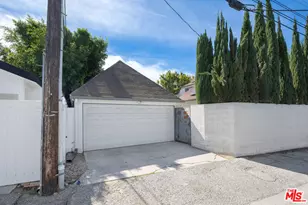 1174 Carmona Ave, Los Angeles, CA 90019 - Photo 42