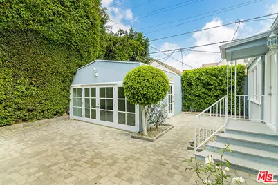 9025 Ashcroft Ave, West Hollywood, CA 90048 - Photo 14