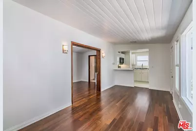 9025 Ashcroft Ave, West Hollywood, CA 90048 - Photo 18