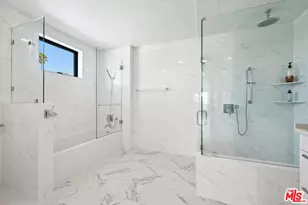 137 N Doheny Dr, West Hollywood, CA 90048 - Photo 34