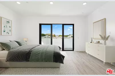 137 N Doheny Dr, West Hollywood, CA 90048 - Photo 28