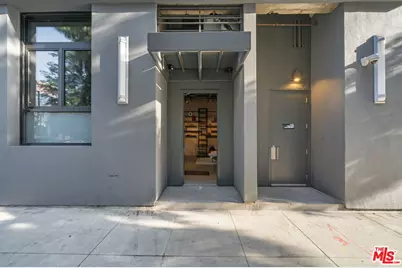 330 S 11th Ave #A005, Los Angeles, CA 90015 - Photo 6
