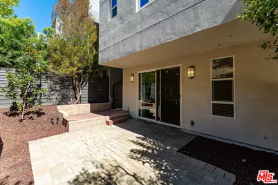 6746 W Gill Way, Los Angeles, CA 90068 - Photo 32