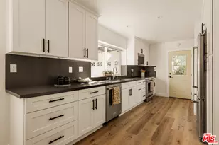 23153 Gonzales Dr, Woodland Hills, CA 91367 - Photo 6