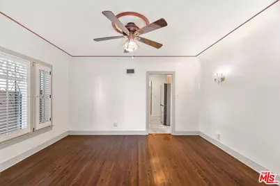 3680 Colonial Ave, Los Angeles, CA 90066 - Photo 6