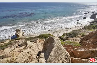 32215 Pacific Coast Hwy, Malibu, CA 90265 - Photo 34