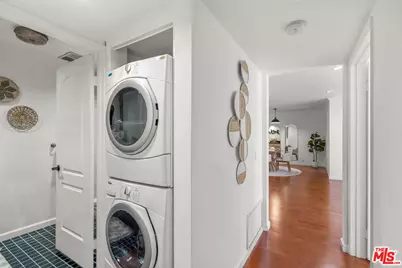 750 S Spaulding Ave #219, Los Angeles, CA 90036 - Photo 16