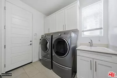 5929 Spelthorne Ln, Los Angeles, CA 90034 - Photo 40