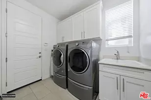 5929 Spelthorne Ln, Los Angeles, CA 90034 - Photo 40