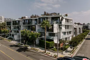 702 N Doheny Dr, West Hollywood, CA 90069 - Photo 18