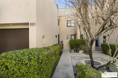 975 Village Sq, Palm Springs, CA 92262 - Photo 1