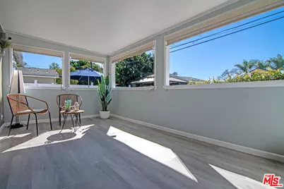 7735 Isis Ave, Los Angeles, CA 90045 - Photo 32