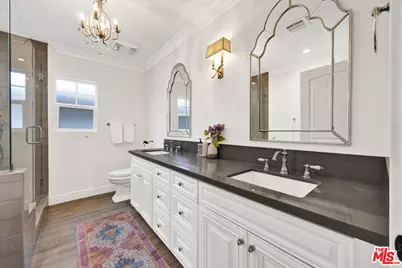 4621 Allott Ave, Sherman Oaks, CA 91423 - Photo 16