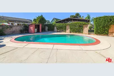 13361 Truesdale St, Panorama City, CA 91402 - Photo 8