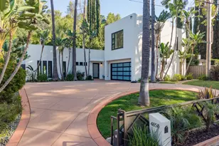 4858 Topeka Dr, Tarzana, CA 91356 - Photo 2