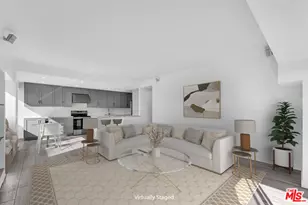 1155 N La Cienega Blvd, West Hollywood, CA 90069 - Photo 16