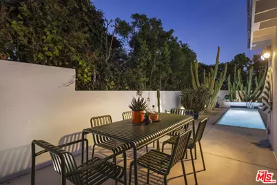 11534 Laurelcrest Dr, Studio City, CA 91604 - Photo 26