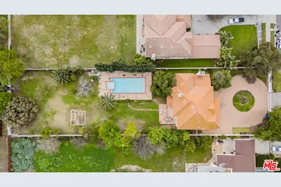 5706 Corbin Ave, Tarzana, CA 91356 - Photo 2