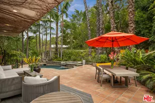 2299 Gloaming Way, Beverly Hills, CA 90210 - Photo 32