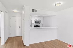 750 N Kings Rd, West Hollywood, CA 90069 - Photo 12