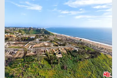 429 Puerto Del Mar, Pacific Palisades, CA 90272 - Photo 14