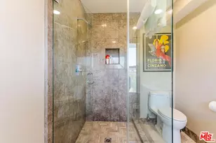 1441 Summitridge Dr, Beverly Hills, CA 90210 - Photo 24