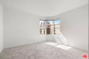 620 S Gramercy Pl, Los Angeles, CA 90005 - Photo 22
