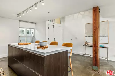 615 Hampton Dr #A102, Venice, CA 90291 - Photo 12