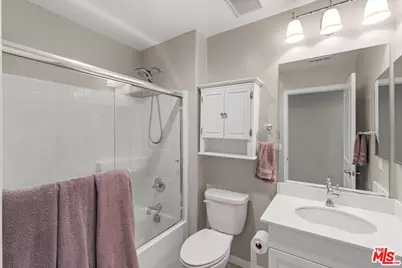 14847 W Maple Ter, Panorama City, CA 91402 - Photo 20