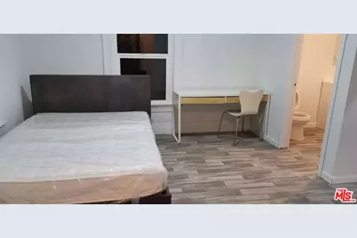 2705 S Normandie Ave, Los Angeles, CA 90007 - Photo 4
