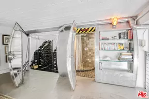 108 W 2nd St, Los Angeles, CA 90012 - Photo 20