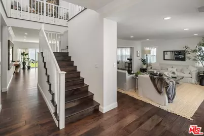 2415 S Beverly Dr, Los Angeles, CA 90034 - Photo 18