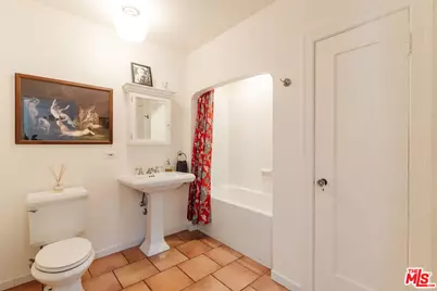 1633 Hi Point St, Los Angeles, CA 90035 - Photo 32