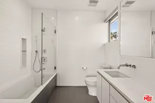 3554 Frances Ave, Los Angeles, CA 90066 - Photo 36