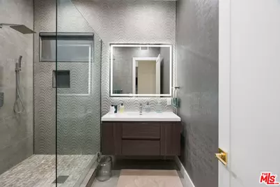 4203 Berryman Ave, Culver City, CA 90066 - Photo 18
