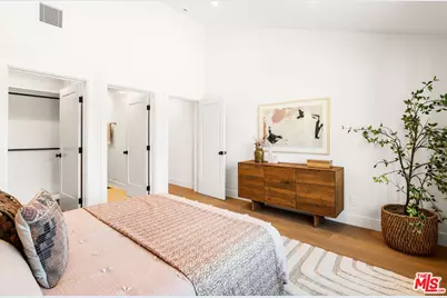 12426 Woodgreen St, Los Angeles, CA 90066 - Photo 32