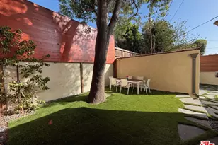 9037 Elevado St, West Hollywood, CA 90069 - Photo 12