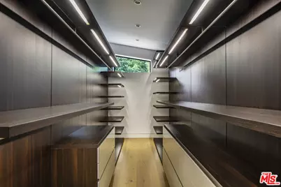 1845 Coldwater Canyon Dr, Beverly Hills, CA 90210 - Photo 18