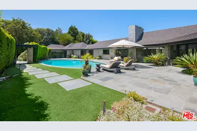3035 Lake Glen Dr, Beverly Hills, CA 90210 - Photo 1