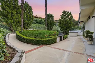 3465 Valley Meadow Rd, Sherman Oaks, CA 91403 - Photo 48