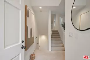 6805 Hannum Ave, Culver City, CA 90230 - Photo 2