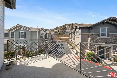 16730 Nicklaus Dr #51, Los Angeles, CA 91342 - Photo 18