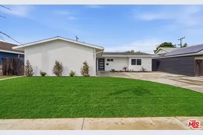 19891 Gloucester Ln, Huntington Beach, CA 92646 - Photo 40