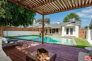 22140 Ybarra Rd, Woodland Hills, CA 91364 - Photo 46