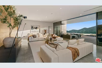 2341 Gloaming Way, Beverly Hills, CA 90210 - Photo 14