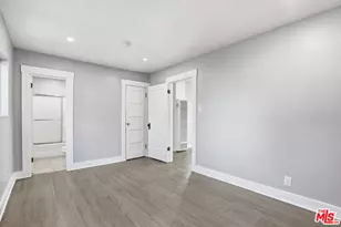 1049 W 67th St, Los Angeles, CA 90044 - Photo 10