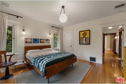 8050 Jovenita Canyon Dr, Los Angeles, CA 90046 - Photo 20